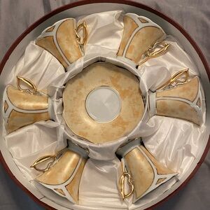 D’Lusso Home Collection Never Used Peach/beige color Demitasse/espresso set